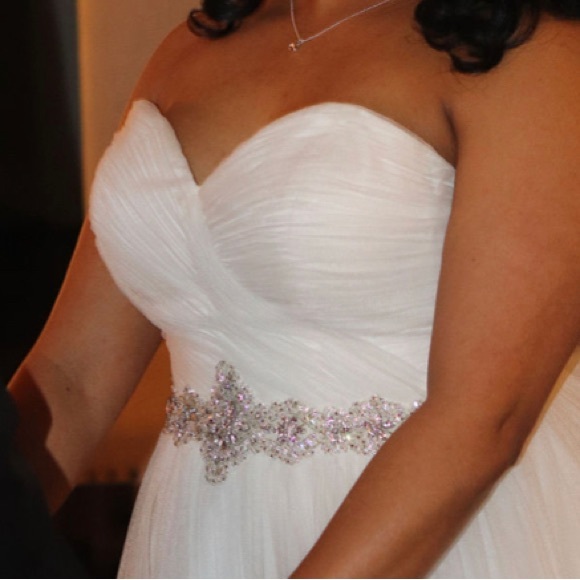 Wedding Gown Size 16 - Picture 9 of 16